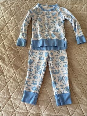 Kiki + Lulu coastal sea shells blue and white matching set size 18-24 m